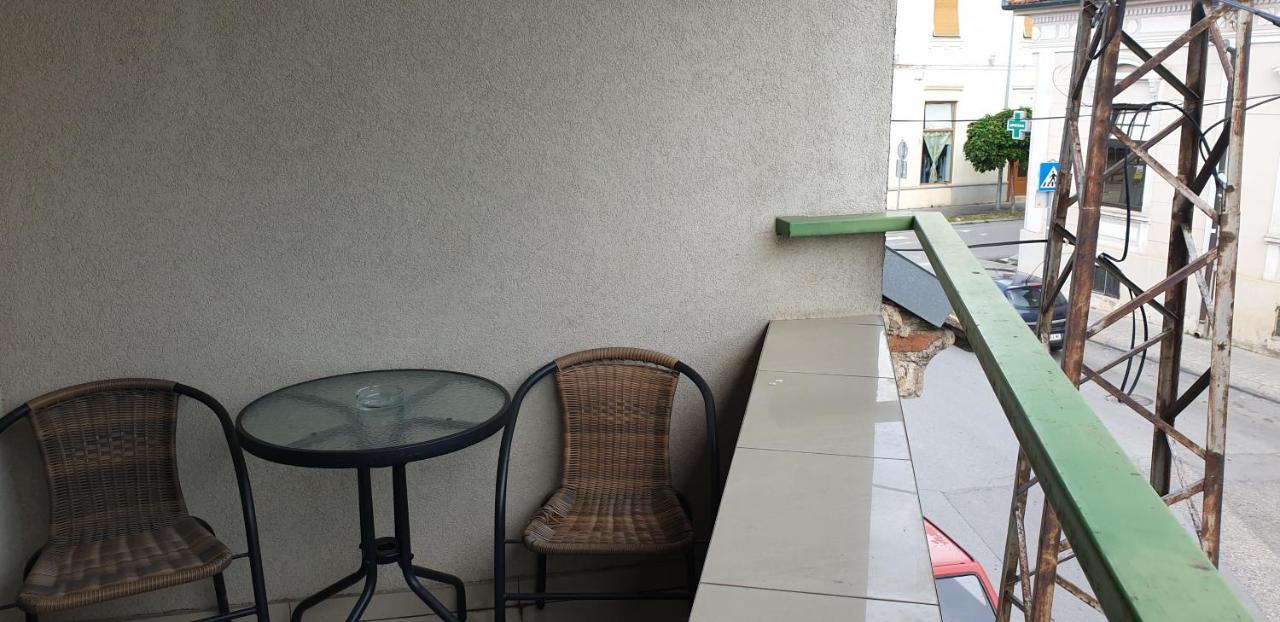 Apartman Natasa 1 วรชาซ ภายนอก รูปภาพ